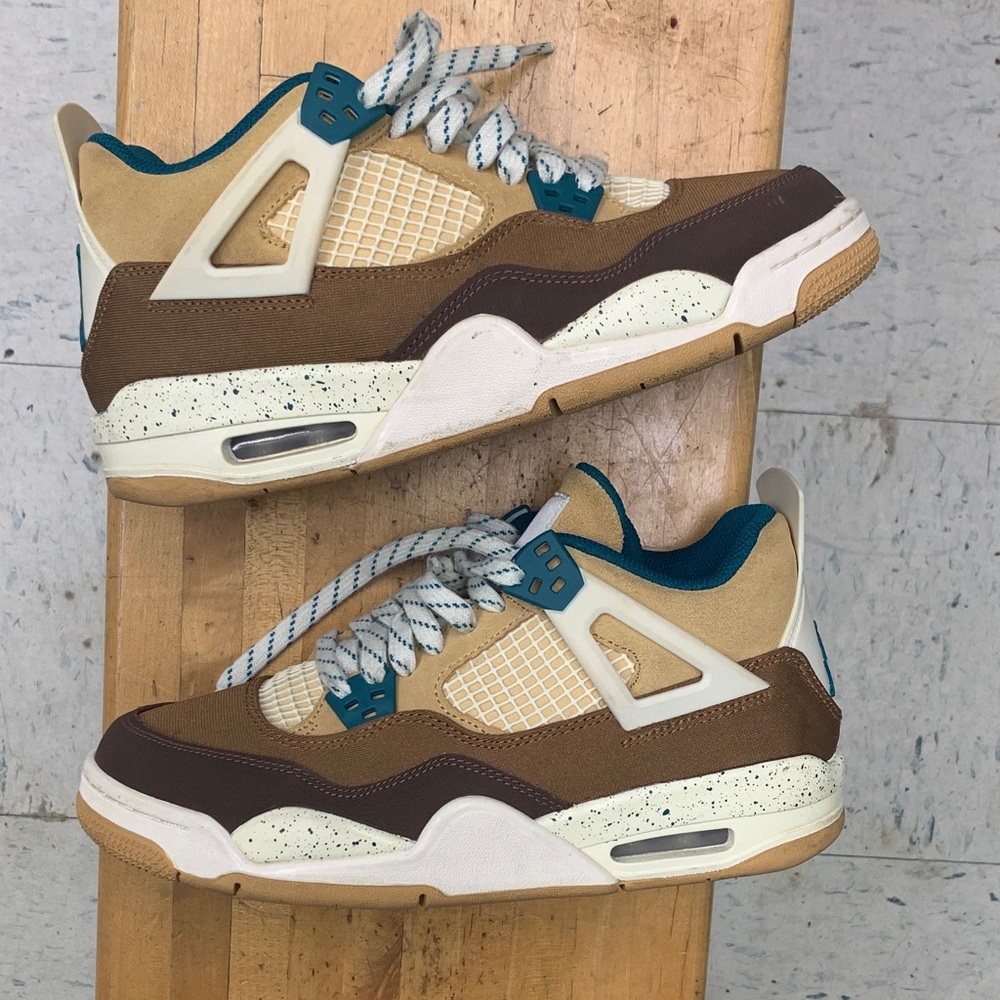 Men's Brown & Tan Low-Top Sneakers - Casual Athletic Style